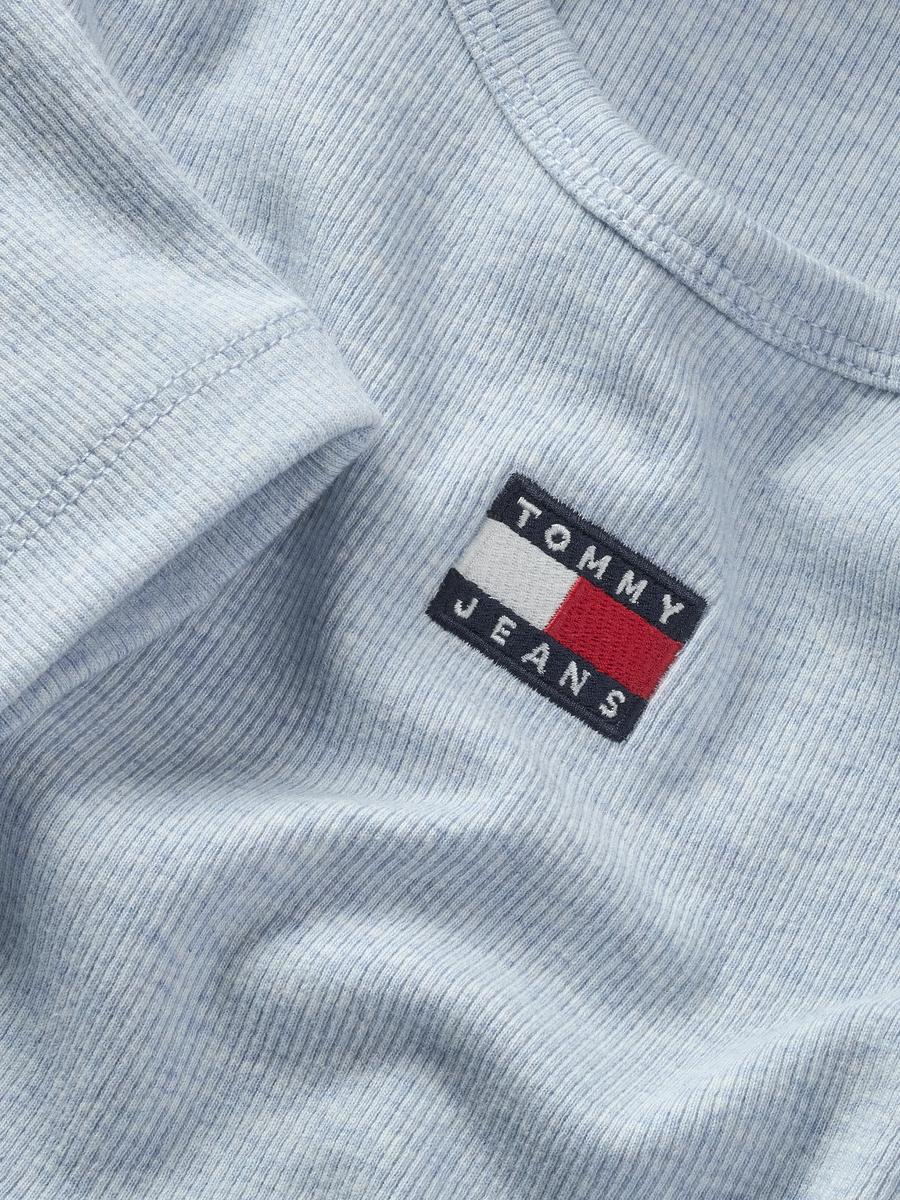 T-shirt van het merk Tommy Jeans in het Blauw