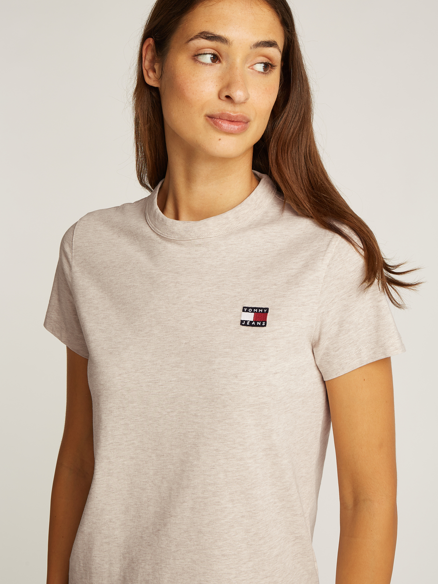 T-shirt van het merk Tommy Jeans in het Ecru