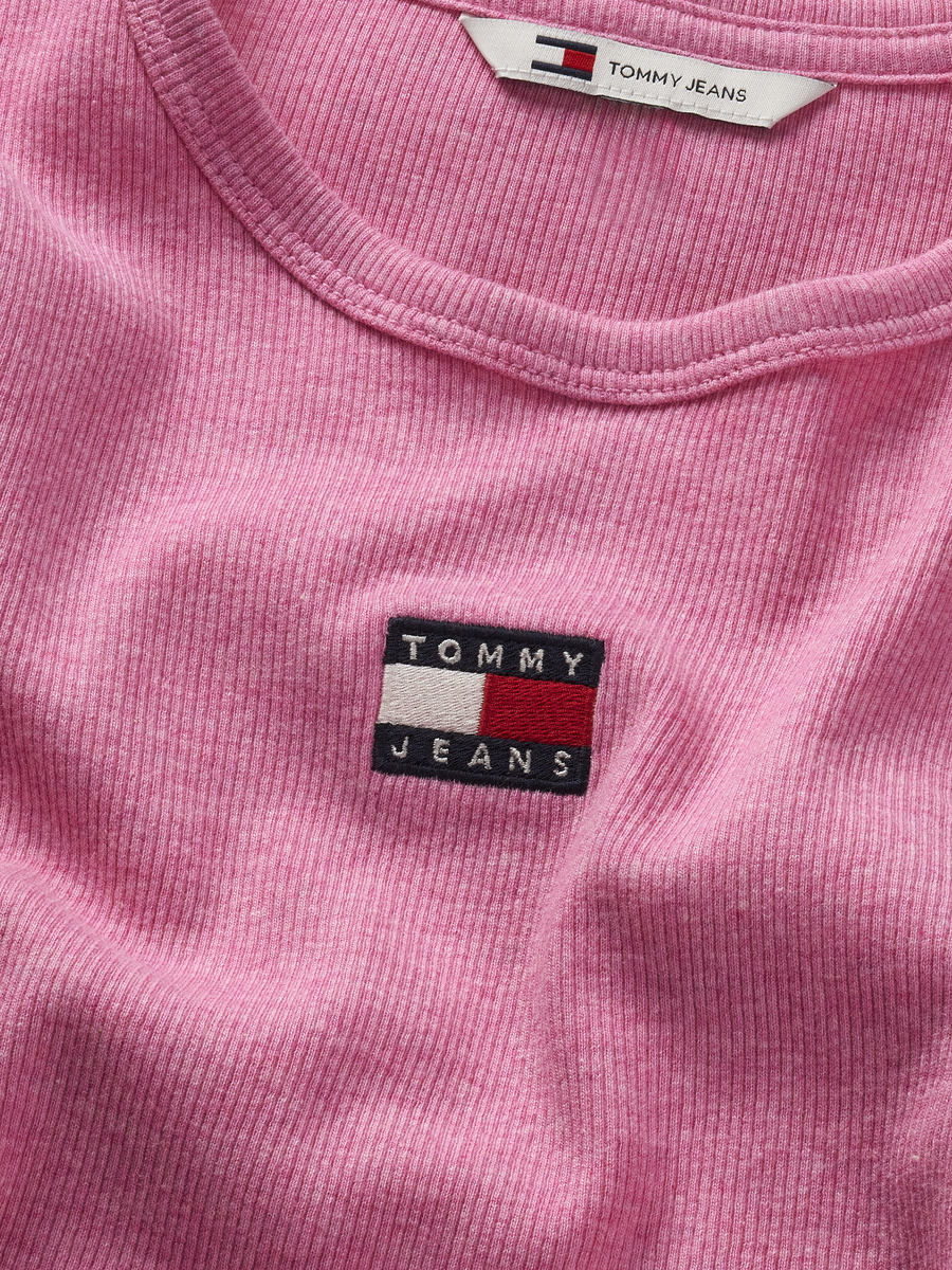 T-shirt van het merk Tommy Jeans in het Roze