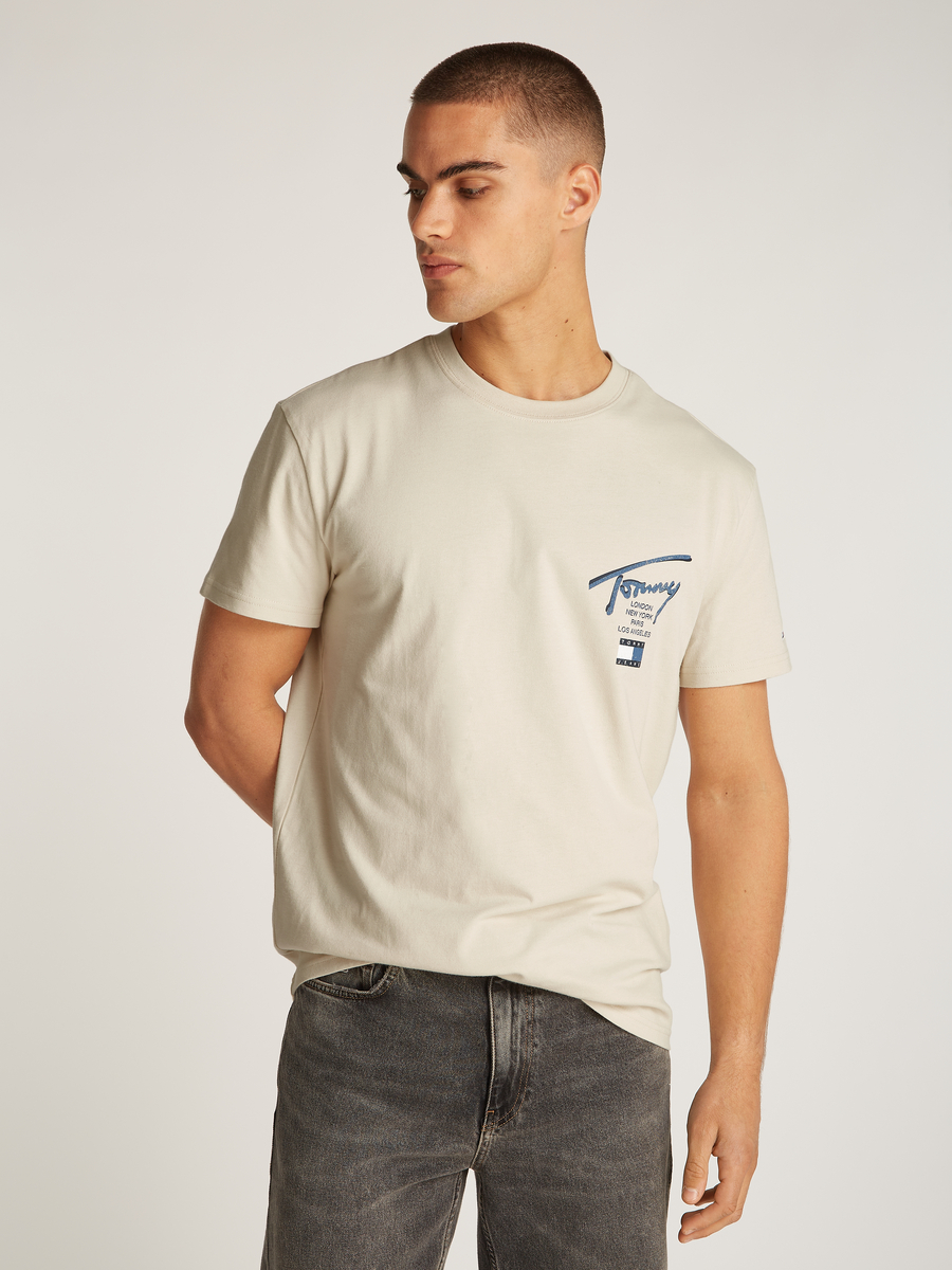 T-shirt van het merk Tommy Jeans in het Beige