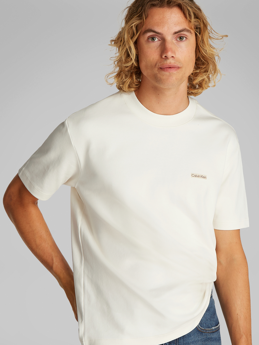 T-shirt van het merk Calvin Klein in het Ecru