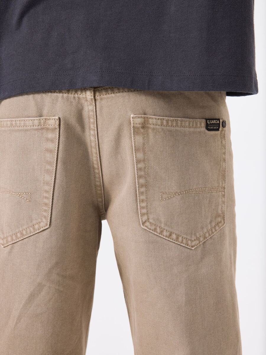 Broek van het merk Garcia in het Beige