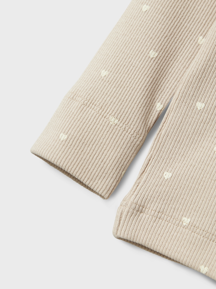 T-shirt van het merk Lil' Atelier in het Beige