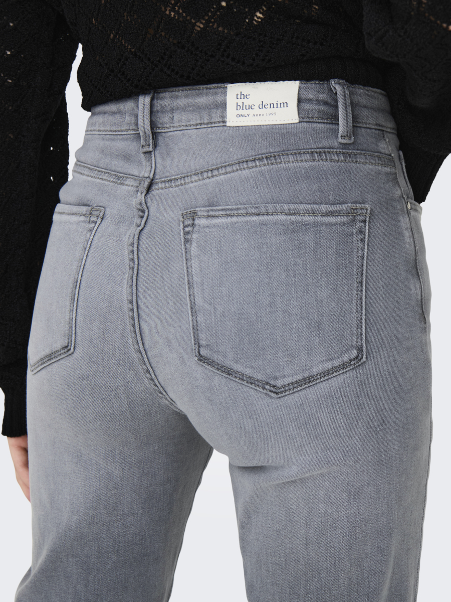 Broek van het merk Only in het Grijs