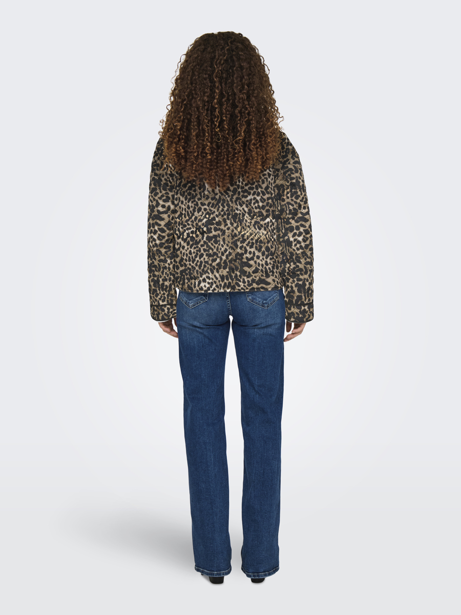 Jacket van het merk Only in het Beige