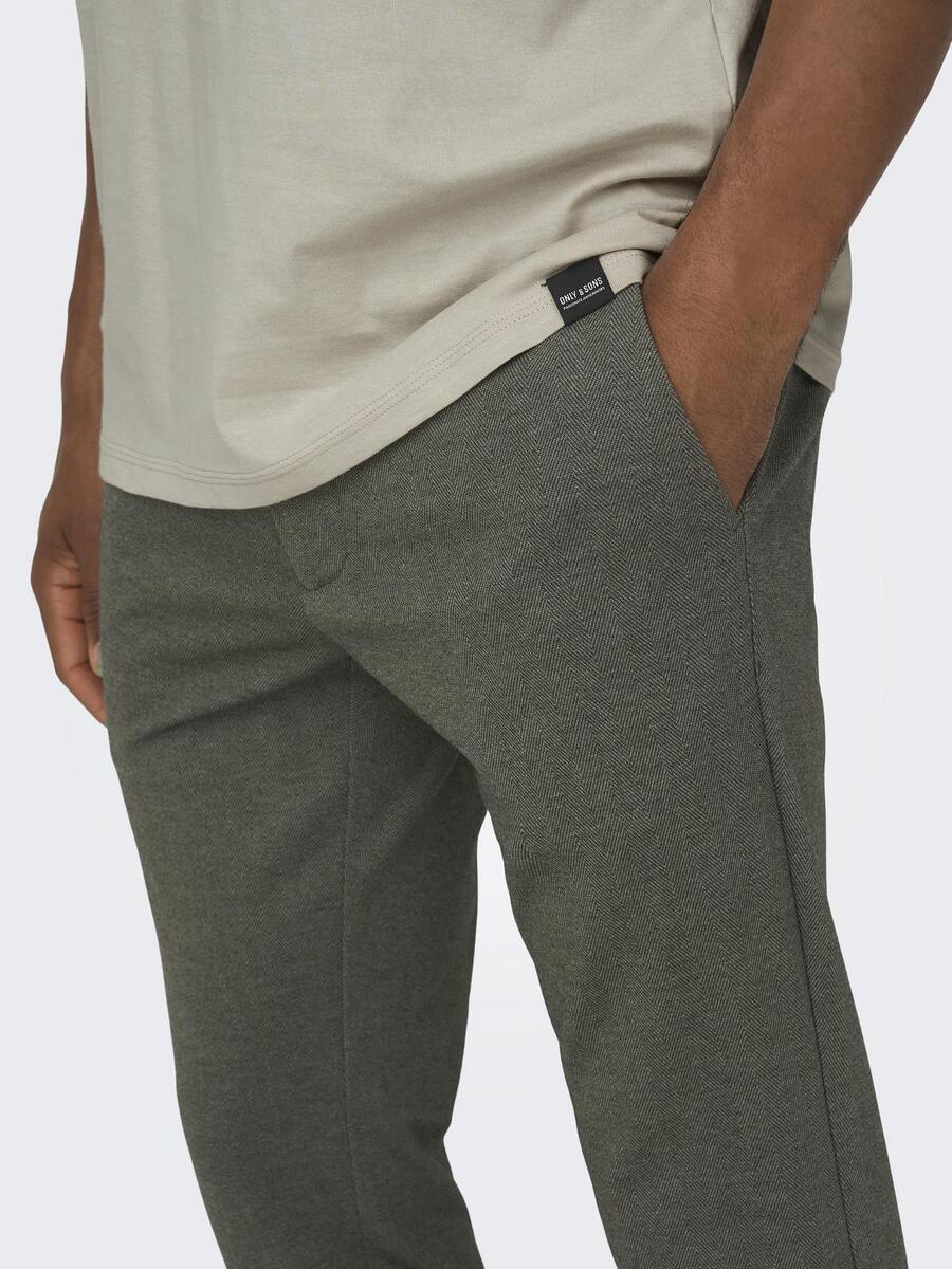 Broek van het merk Only & Sons in het Bruin