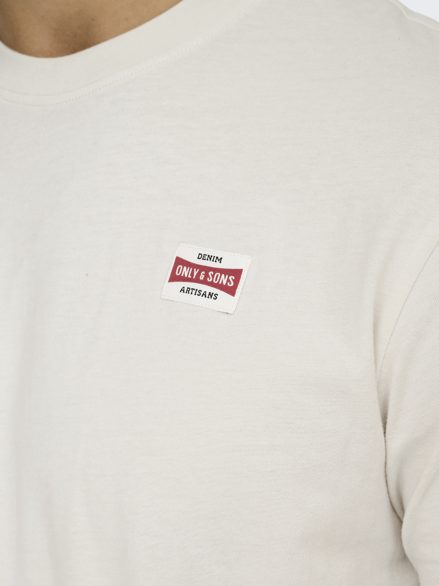 T-shirt van het merk Only & Sons in het Beige