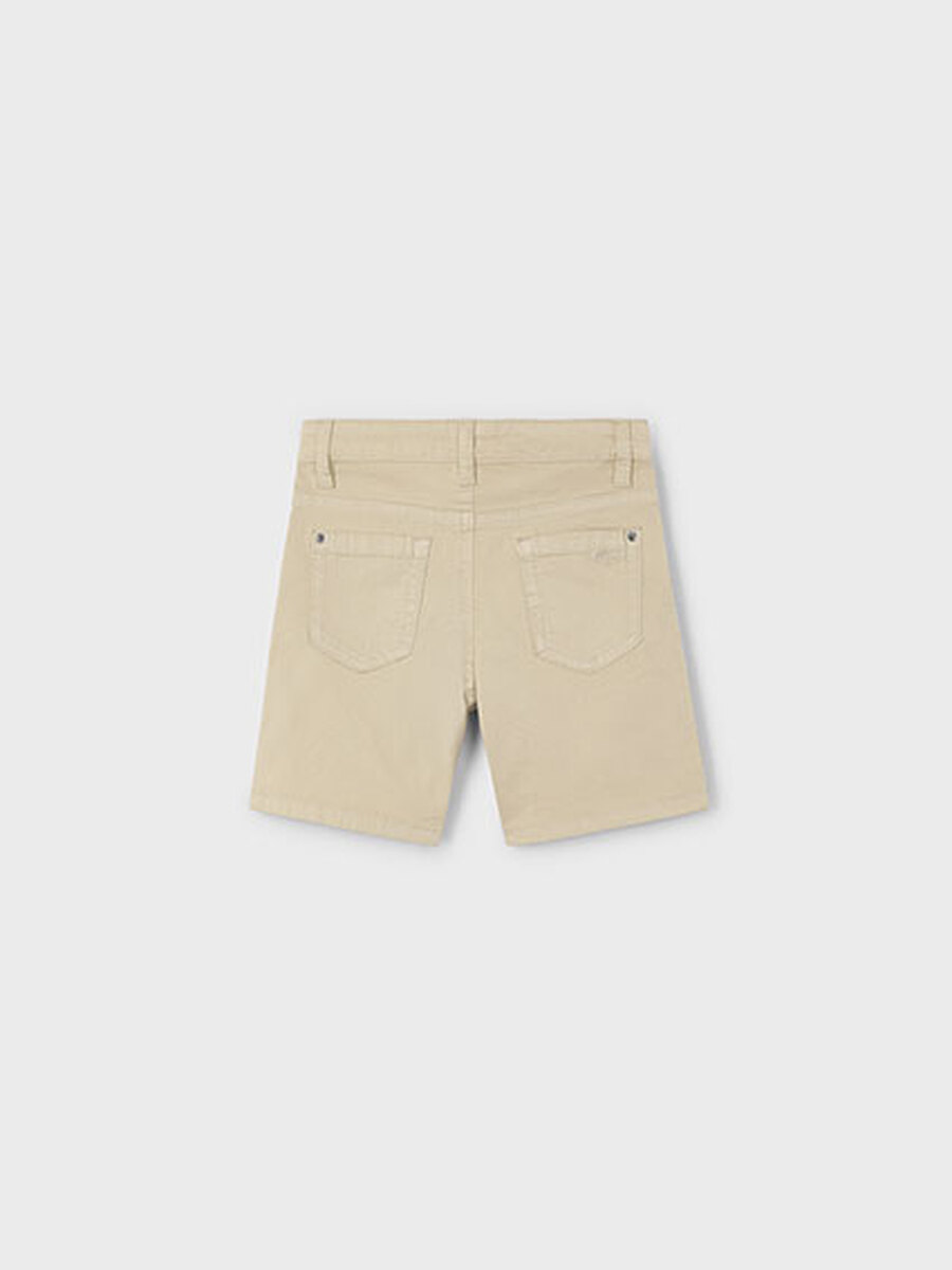 Short van het merk Mayoral in het Beige