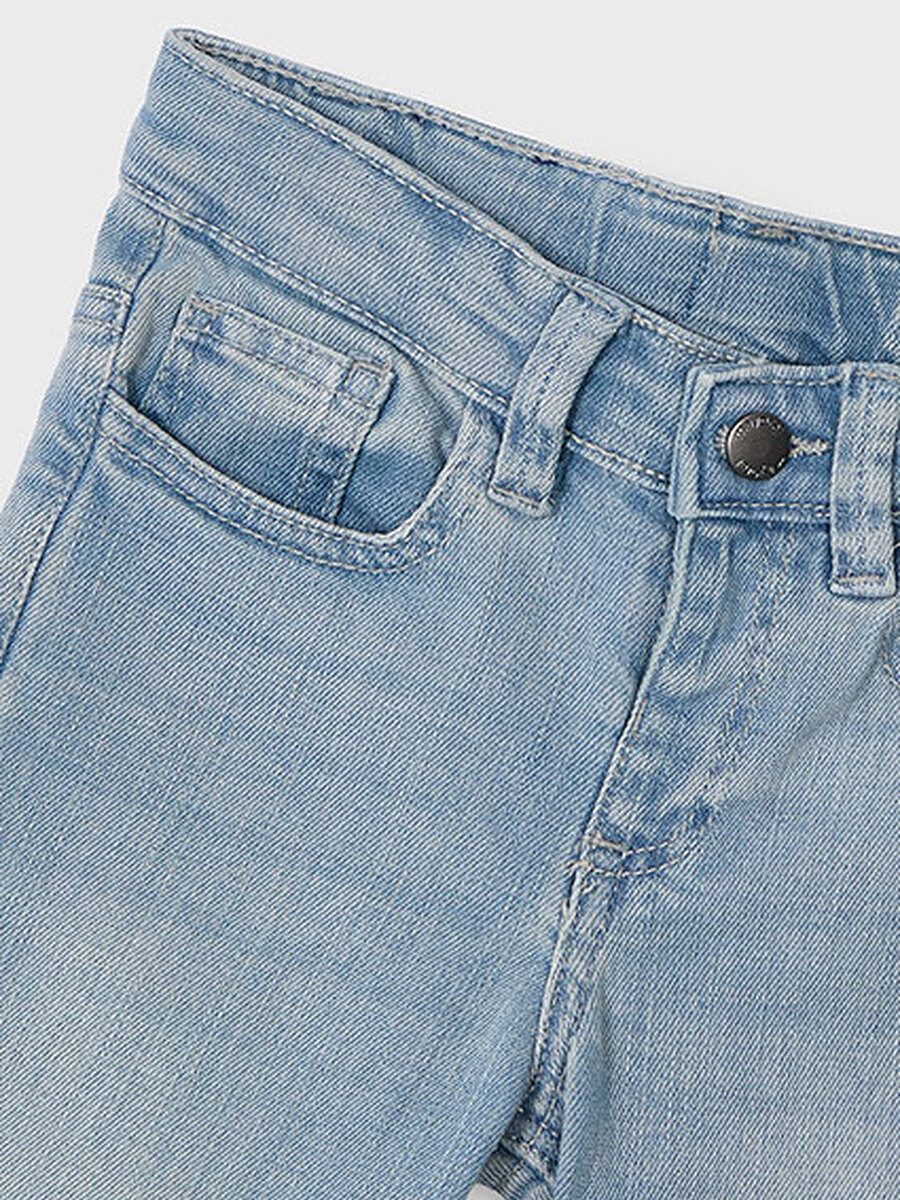 Broek van het merk Mayoral in het Jeans