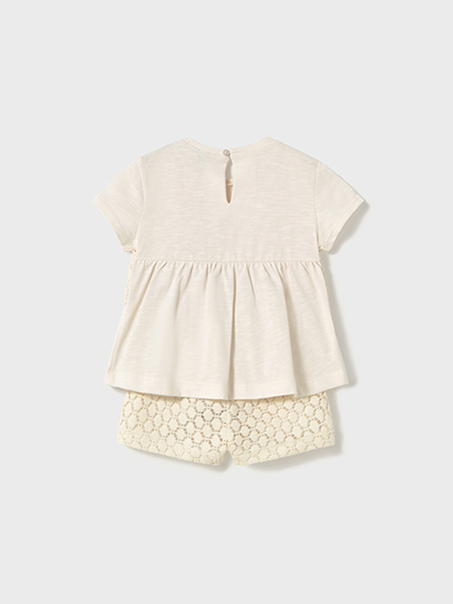 Set van het merk Mayoral in het Beige