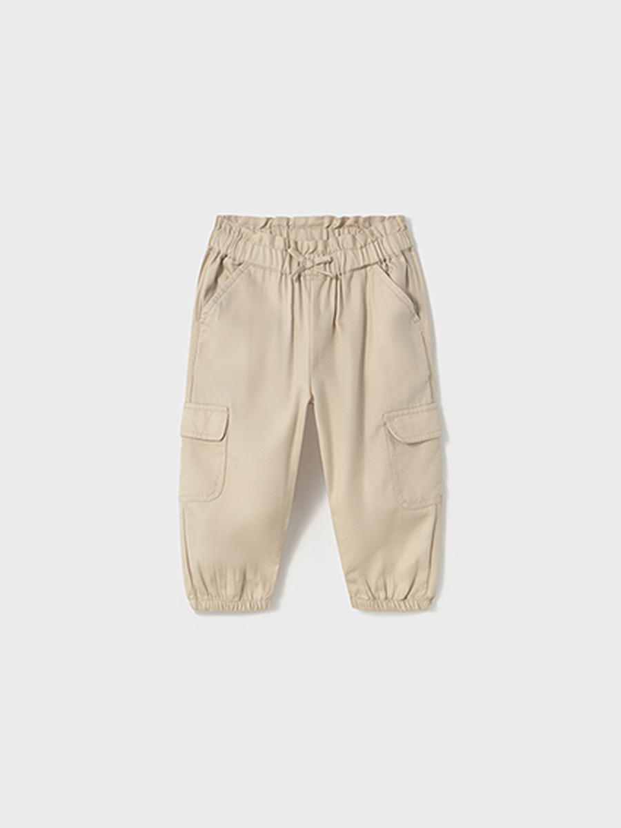 Broek van het merk Mayoral in het Beige