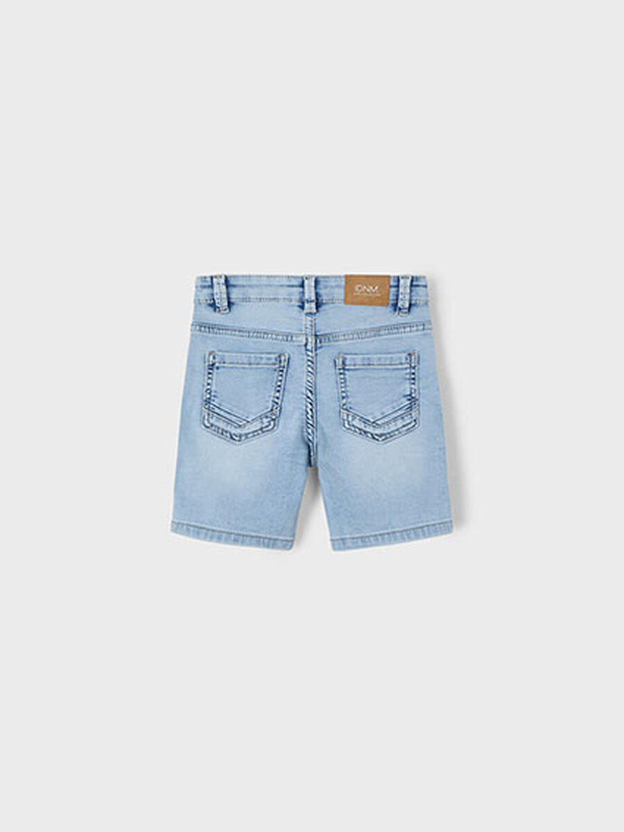 Short van het merk Mayoral in het Jeans
