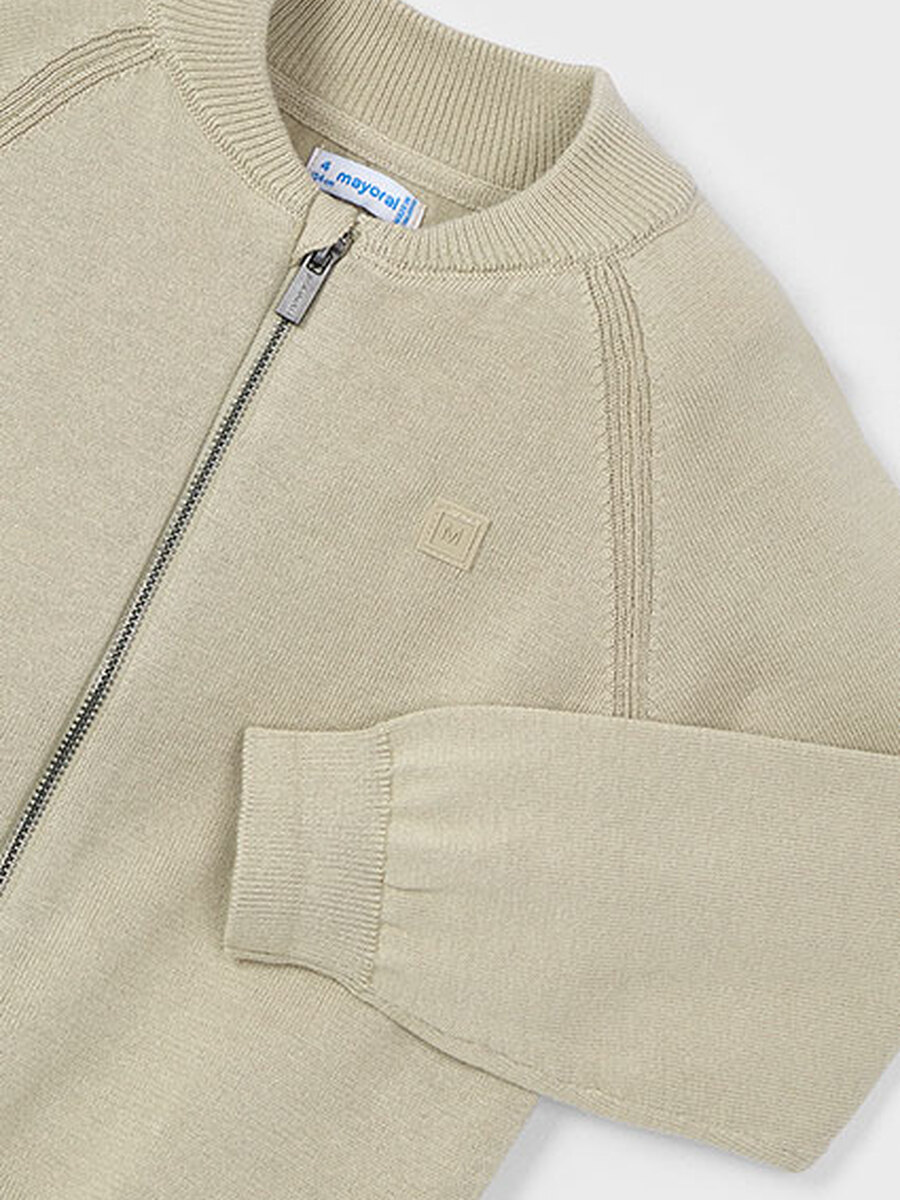 Pull van het merk Mayoral in het Beige