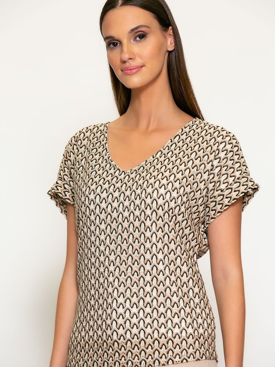 Bloes van het merk Batida in het Beige