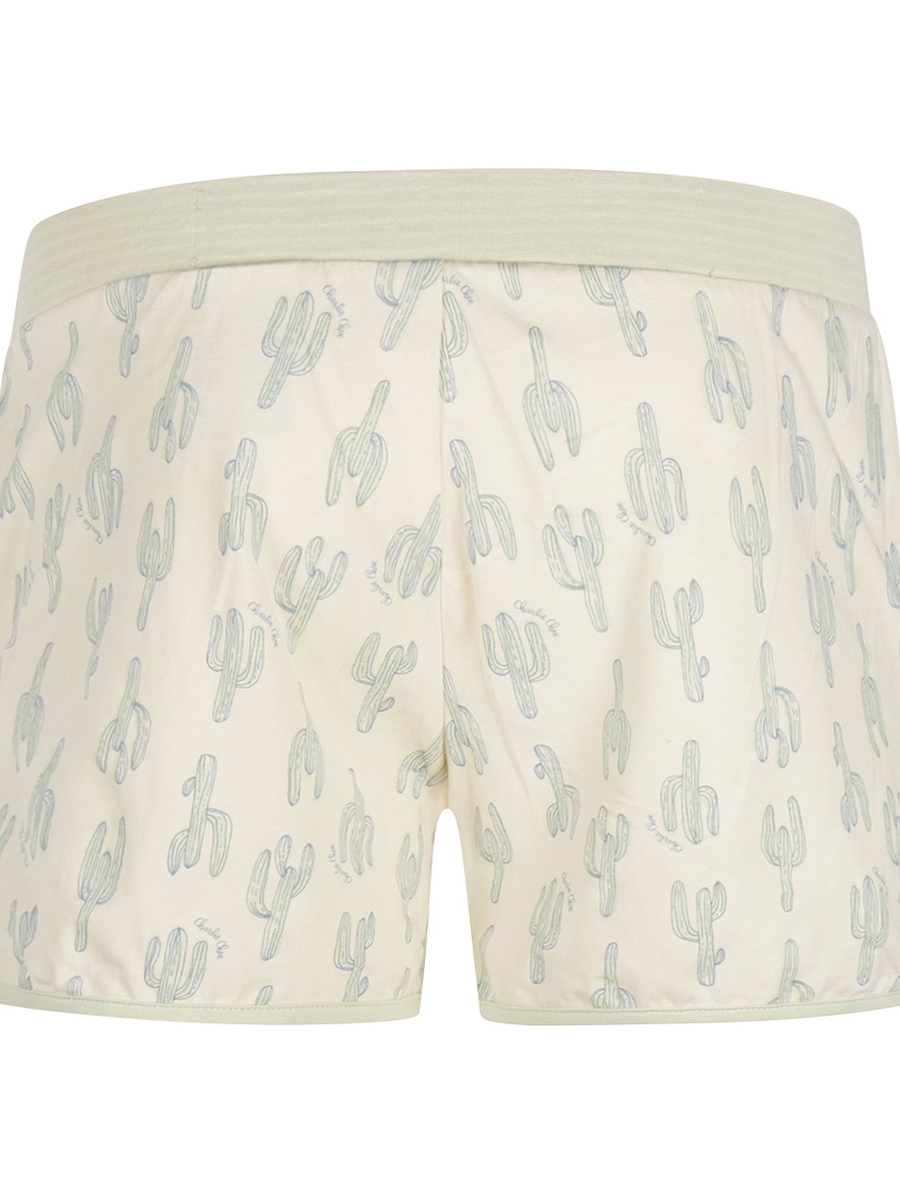 Short van het merk Charlie Choe in het Groen