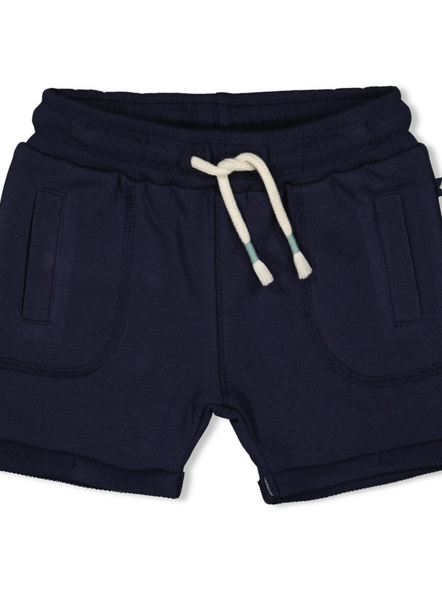 Short van het merk Feetje in het Marine