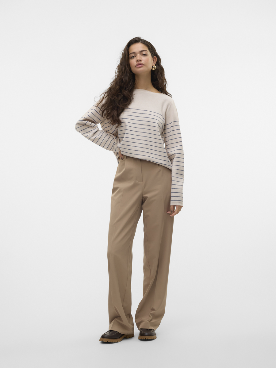 Pull van het merk Vero Moda in het Beige
