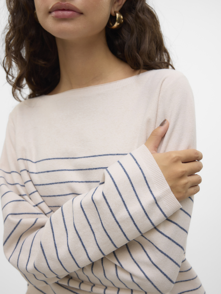 Pull van het merk Vero Moda in het Beige