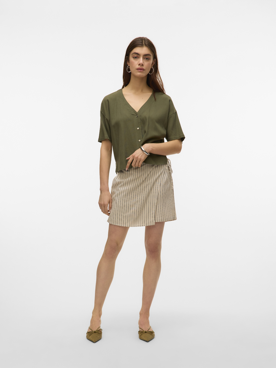 Short van het merk Vero Moda in het Beige