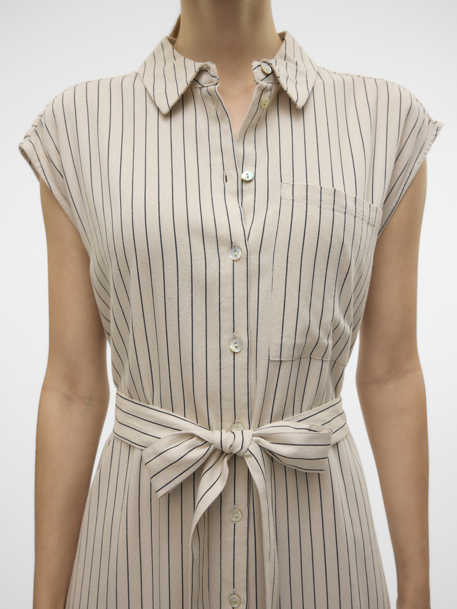 Kleed van het merk Vero Moda in het Beige