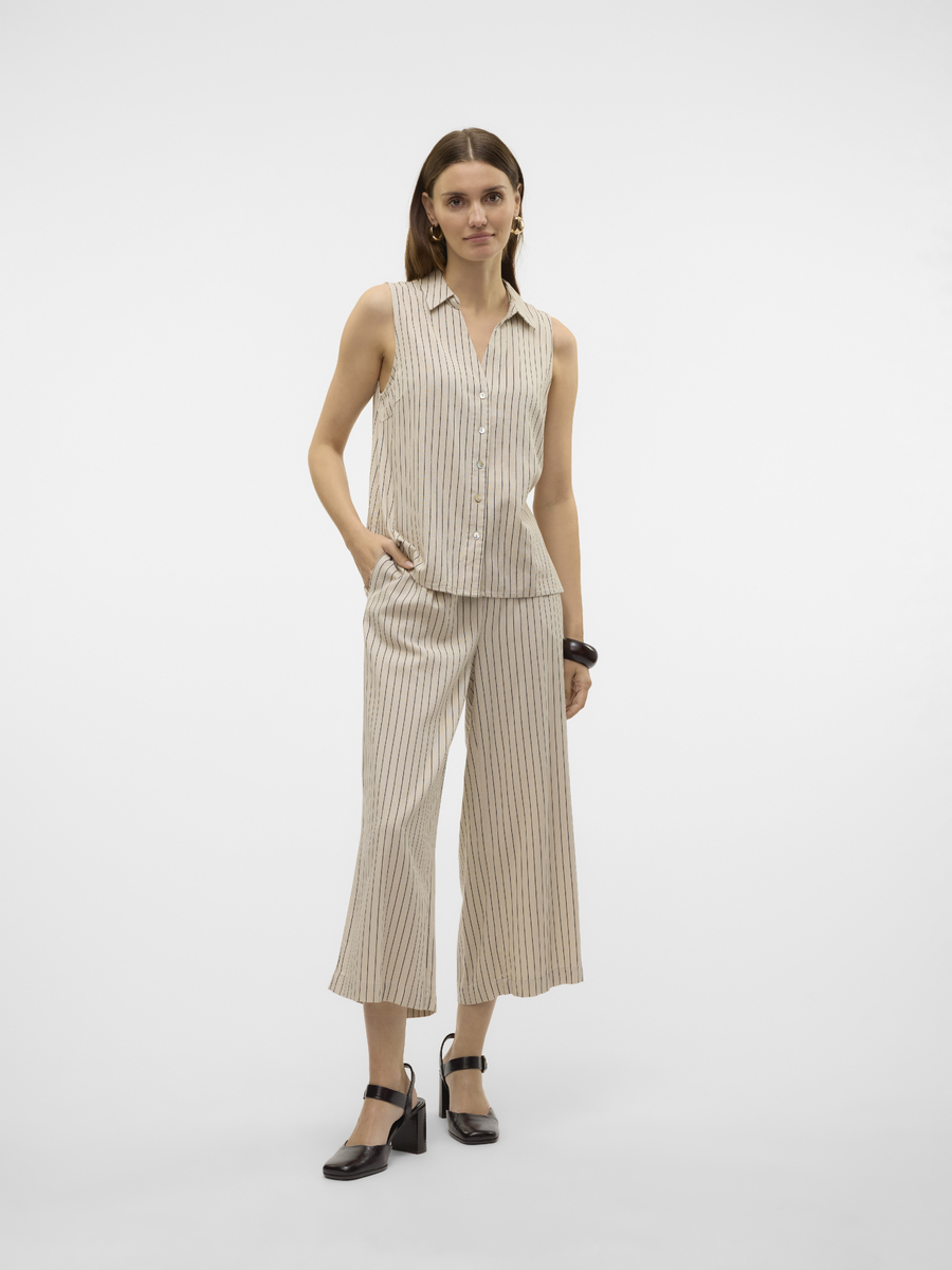 Bloes van het merk Vero Moda in het Beige