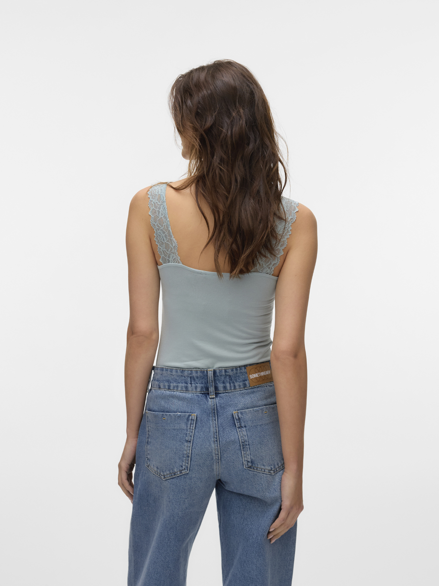Top van het merk Vero Moda in het Groen