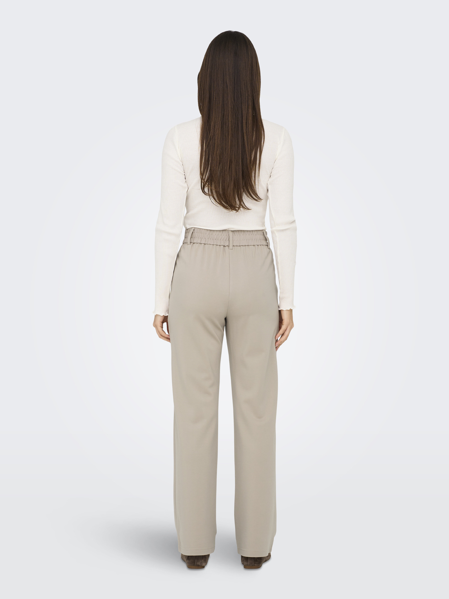 Broek van het merk Only in het Beige
