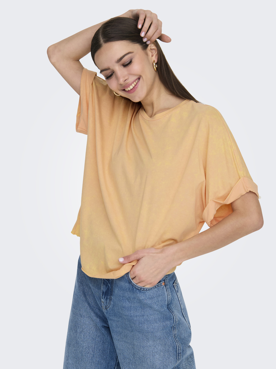 T-shirt van het merk Only in het Oranje