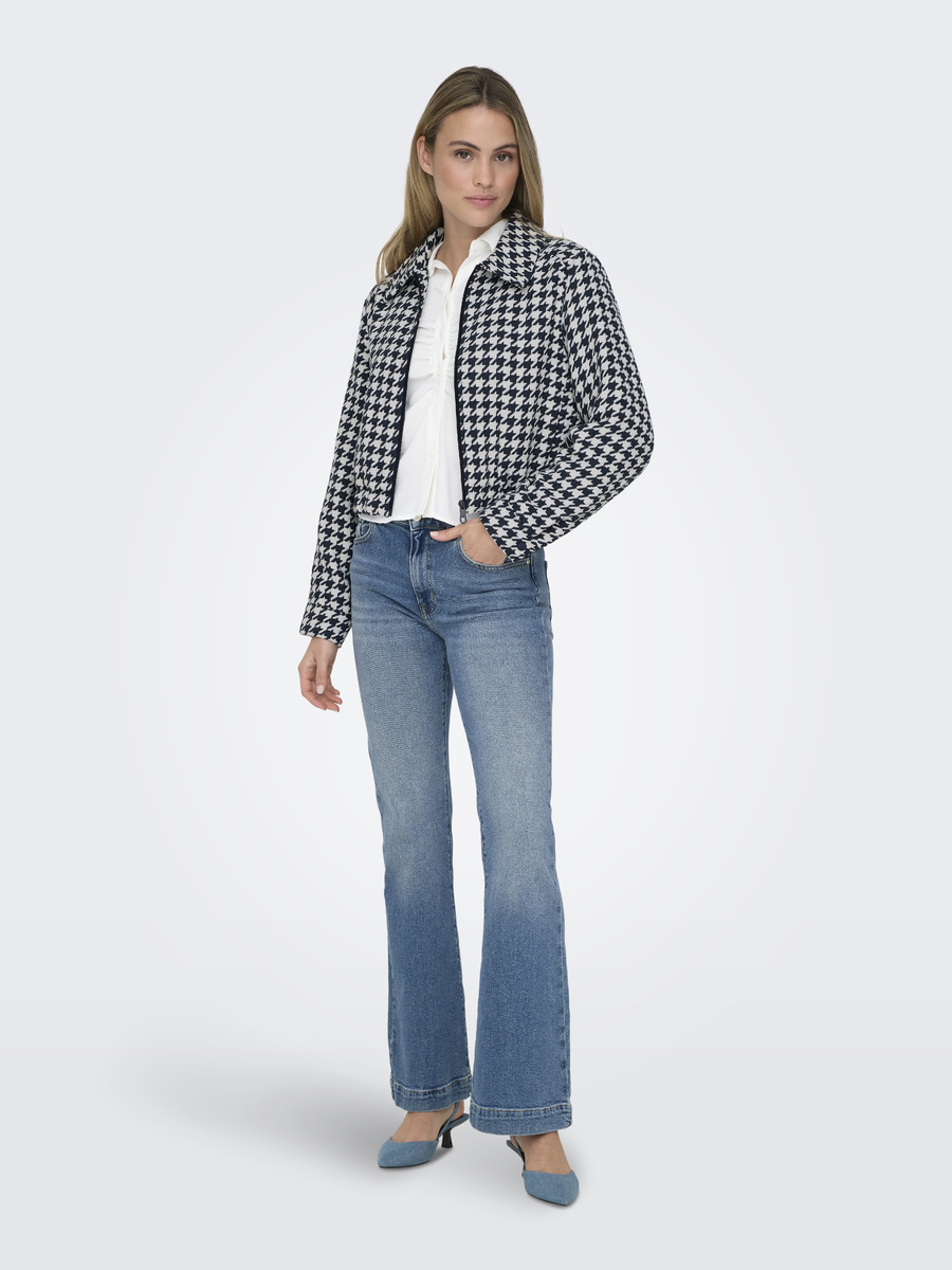 Jacket van het merk Only in het Zwart