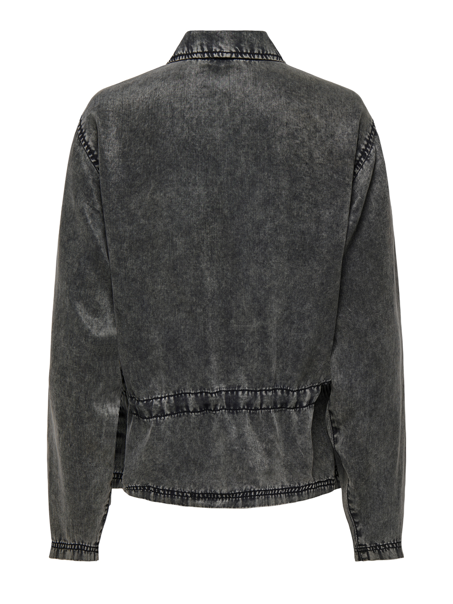 Jacket van het merk Only in het Zwart