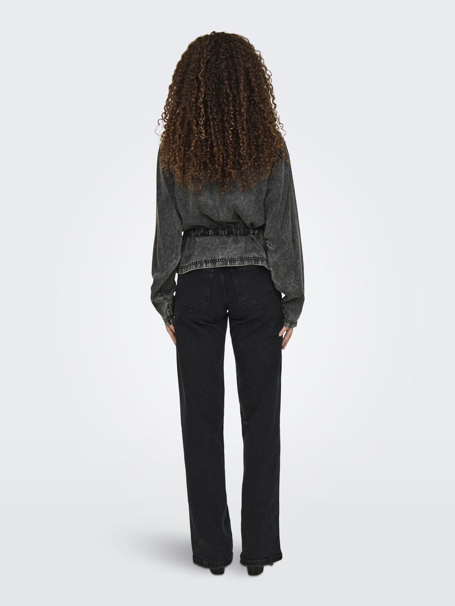 Jacket van het merk Only in het Zwart