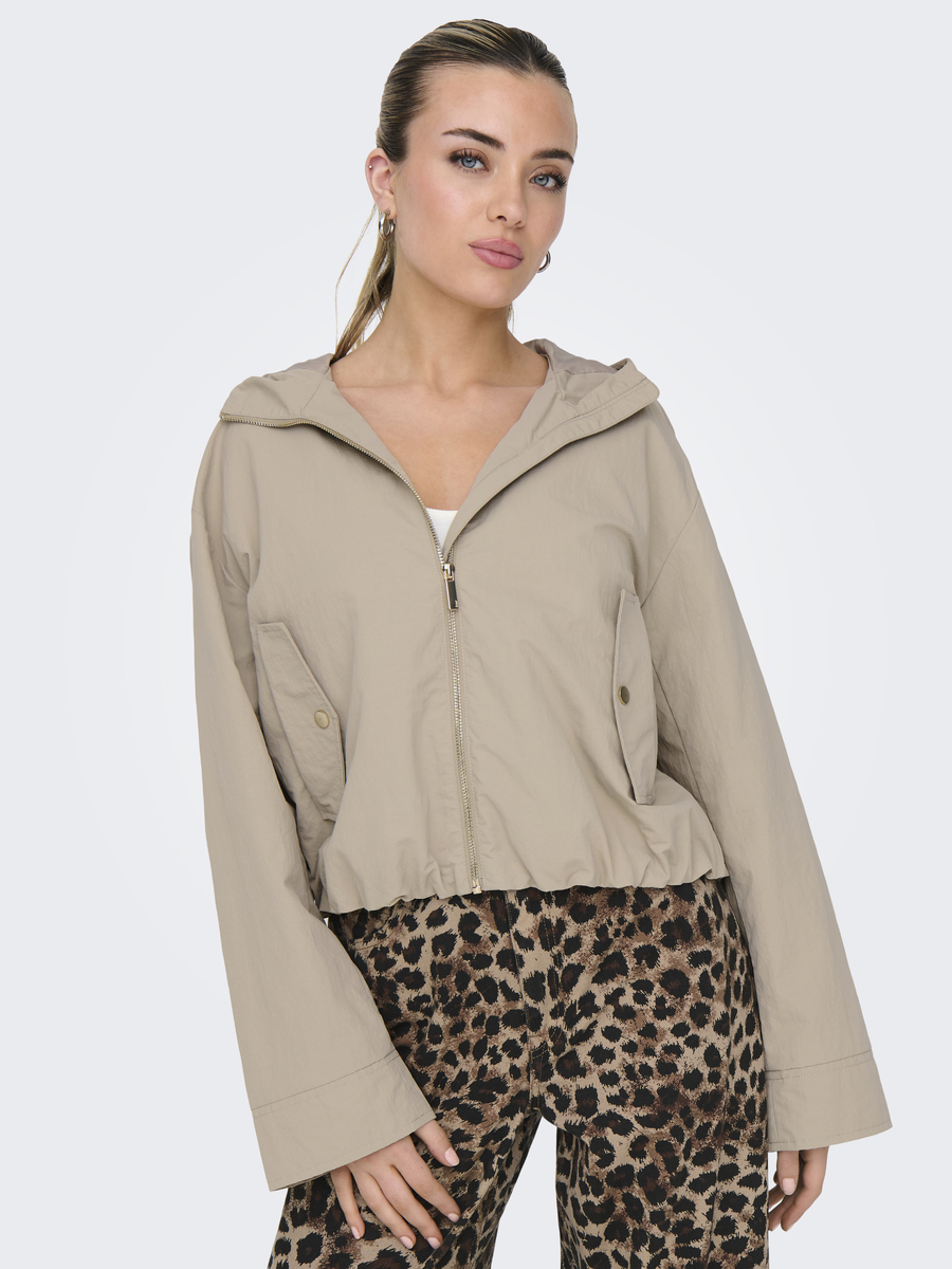 Jacket van het merk Only in het Beige