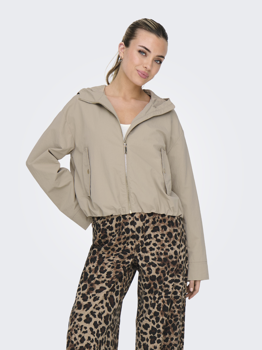 Jacket van het merk Only in het Beige