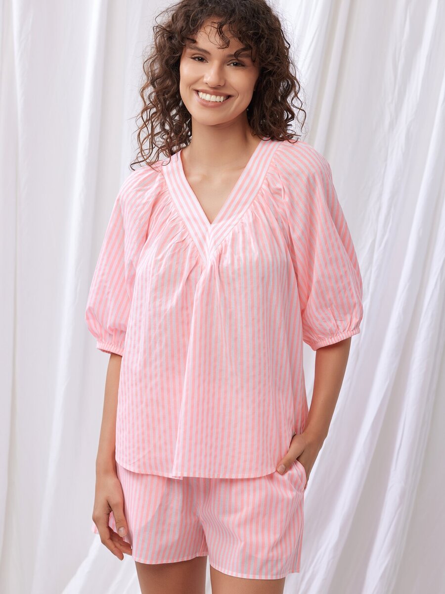Pyjama van het merk Lords&lilies in het Roze