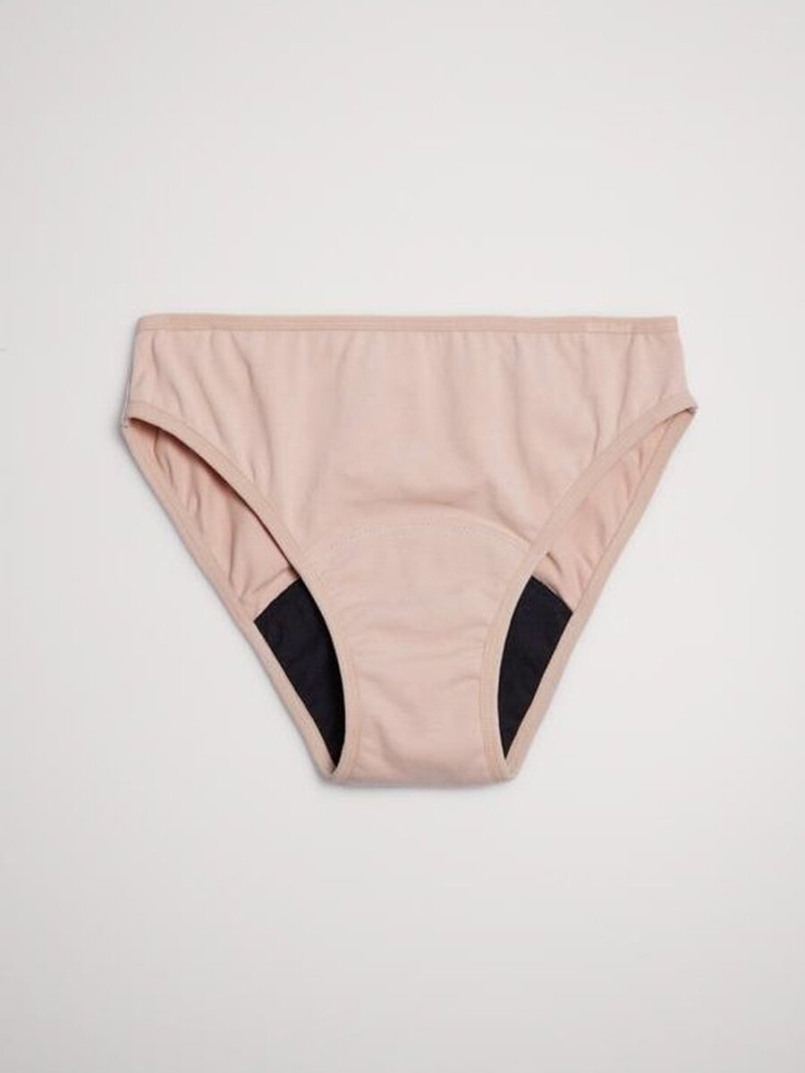 Slip van het merk Ysabel Mora in het Beige