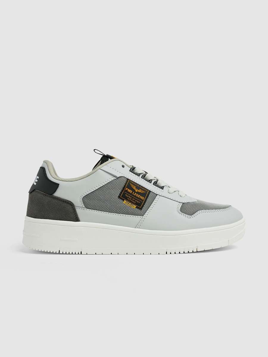 Schoenen van het merk Pme-legend in het Grijs