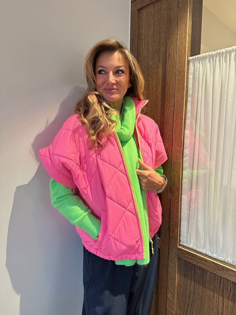 Bodywarmer van het merk Mei-li in het Roze