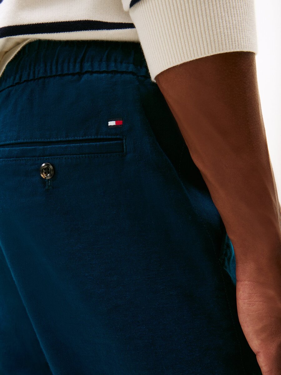 Broek van het merk Tommy Hilfiger in het Marine