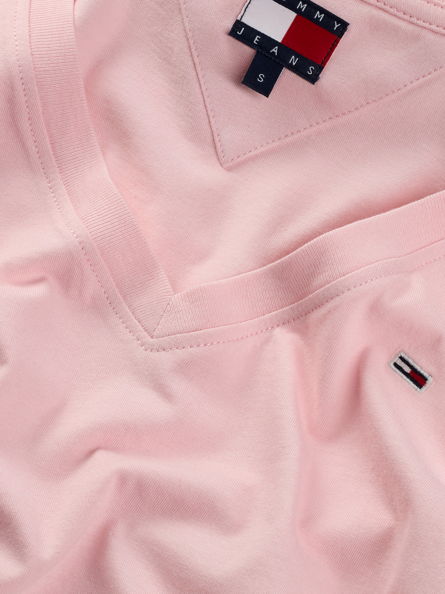 T-shirt van het merk Tommy Jeans in het Roze
