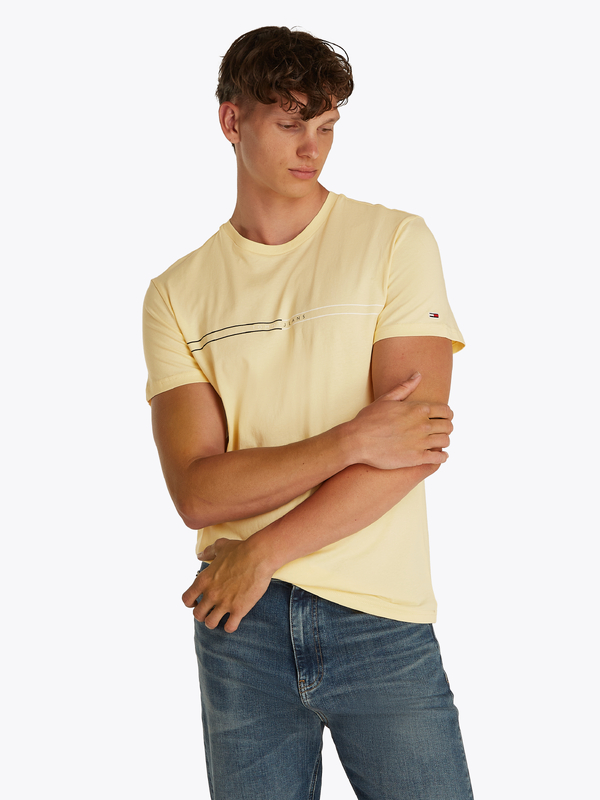 T-shirt van het merk Tommy Jeans in het Geel