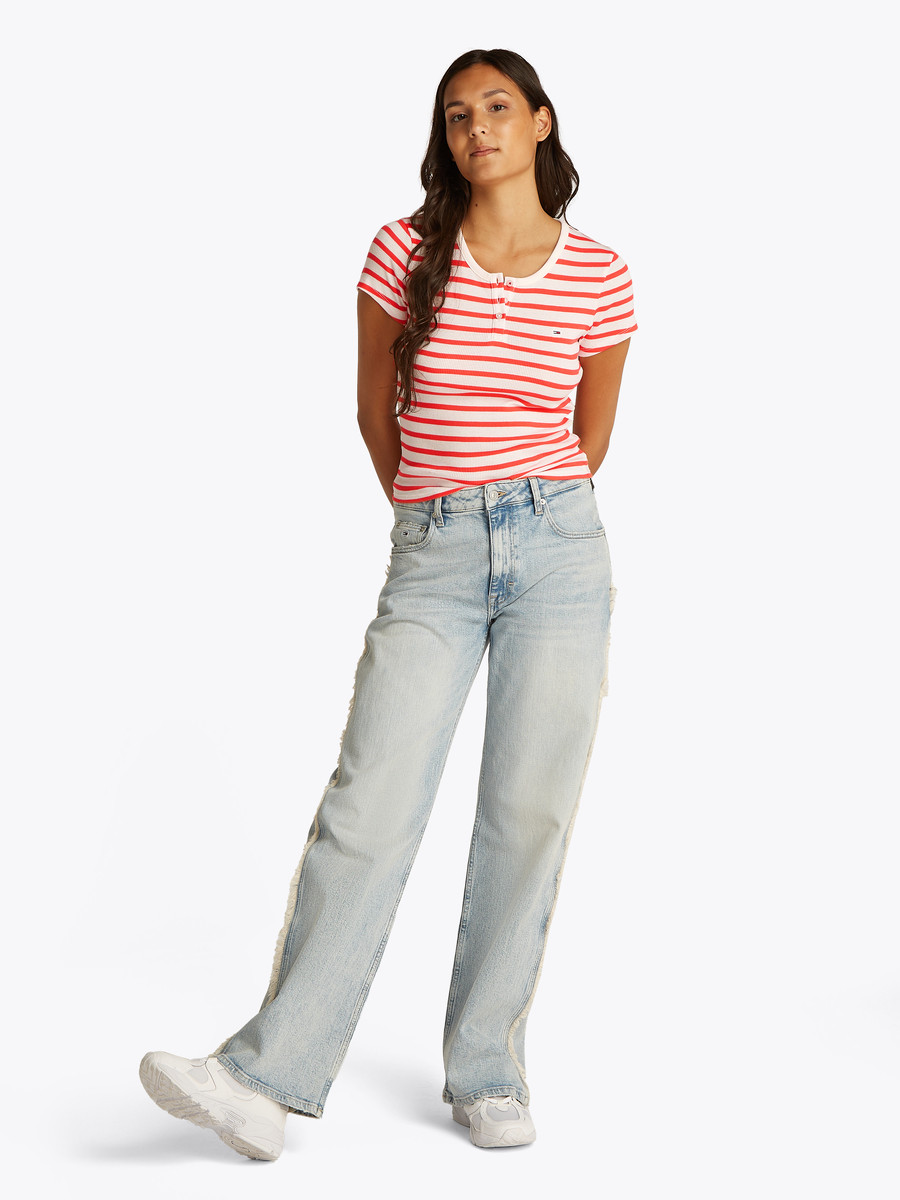 T-shirt van het merk Tommy Jeans in het Ecru