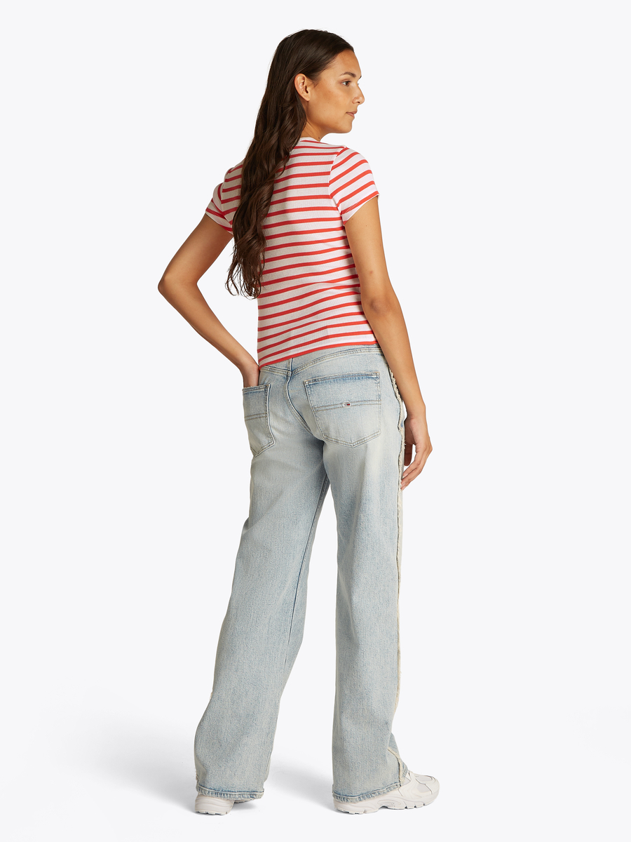 T-shirt van het merk Tommy Jeans in het Ecru