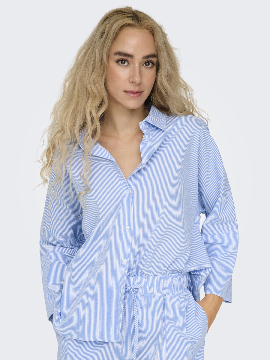 Bloes van het merk Only in het Blauw