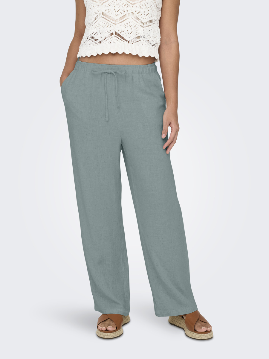 Broek van het merk Only in het Groen