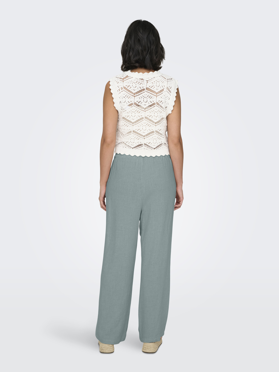 Broek van het merk Only in het Groen