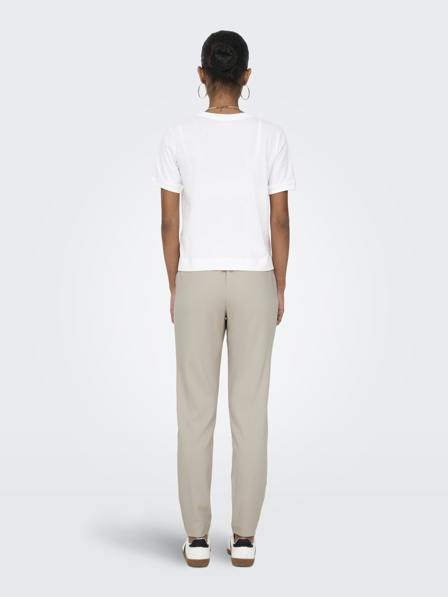 Broek van het merk Only in het Beige
