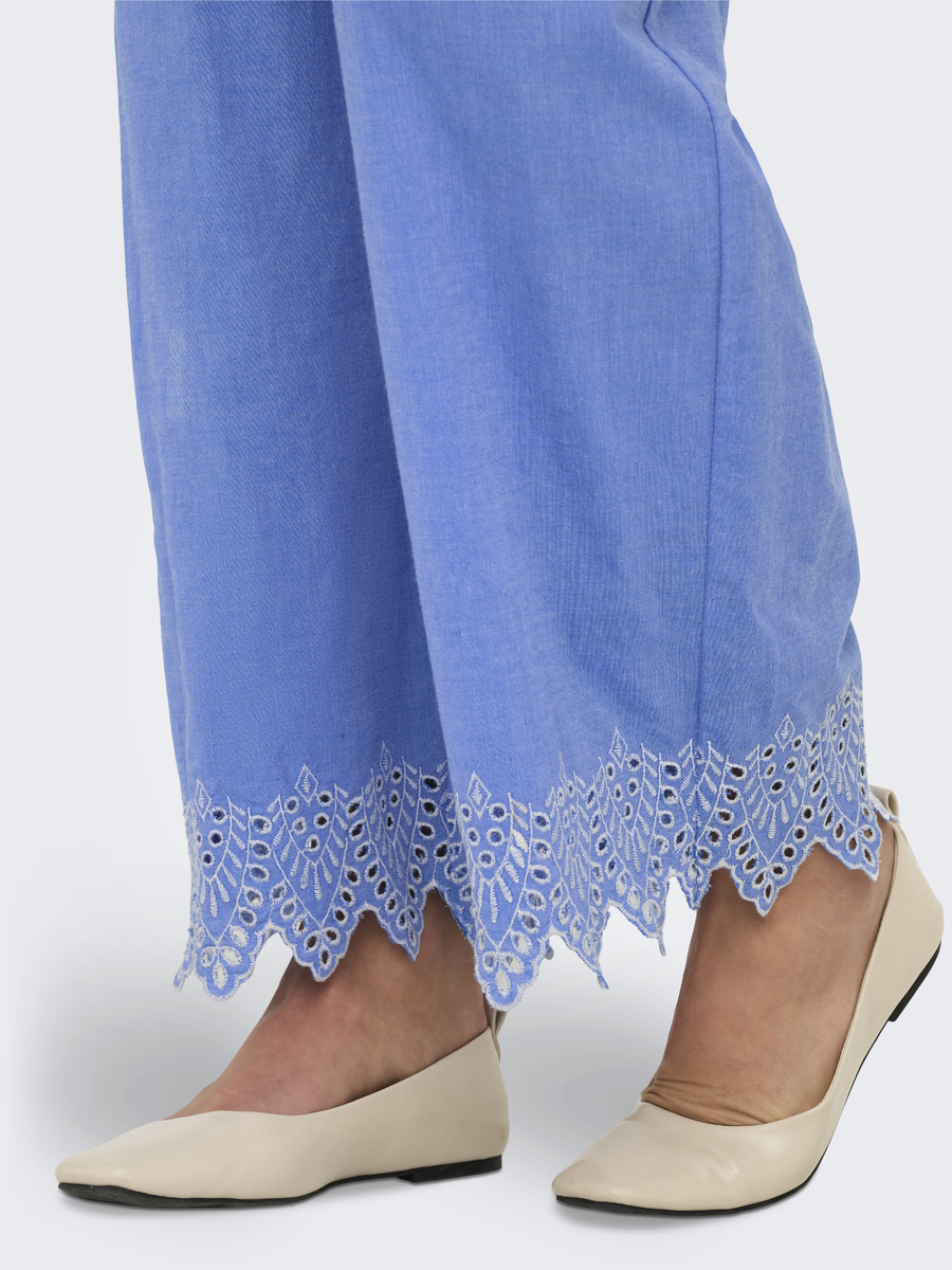 Broek van het merk Only in het Blauw