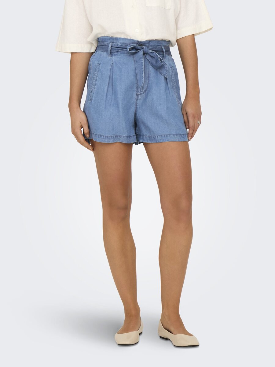Short van het merk Only in het Blauw