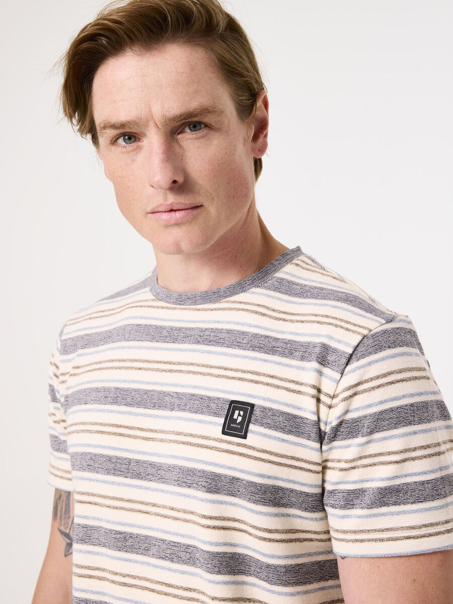 T-shirt van het merk Garcia in het Ecru