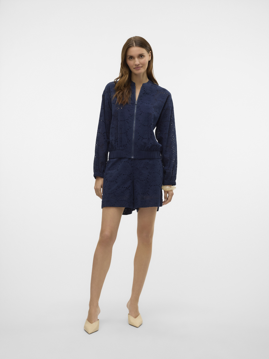 Short van het merk Vero Moda in het Marine